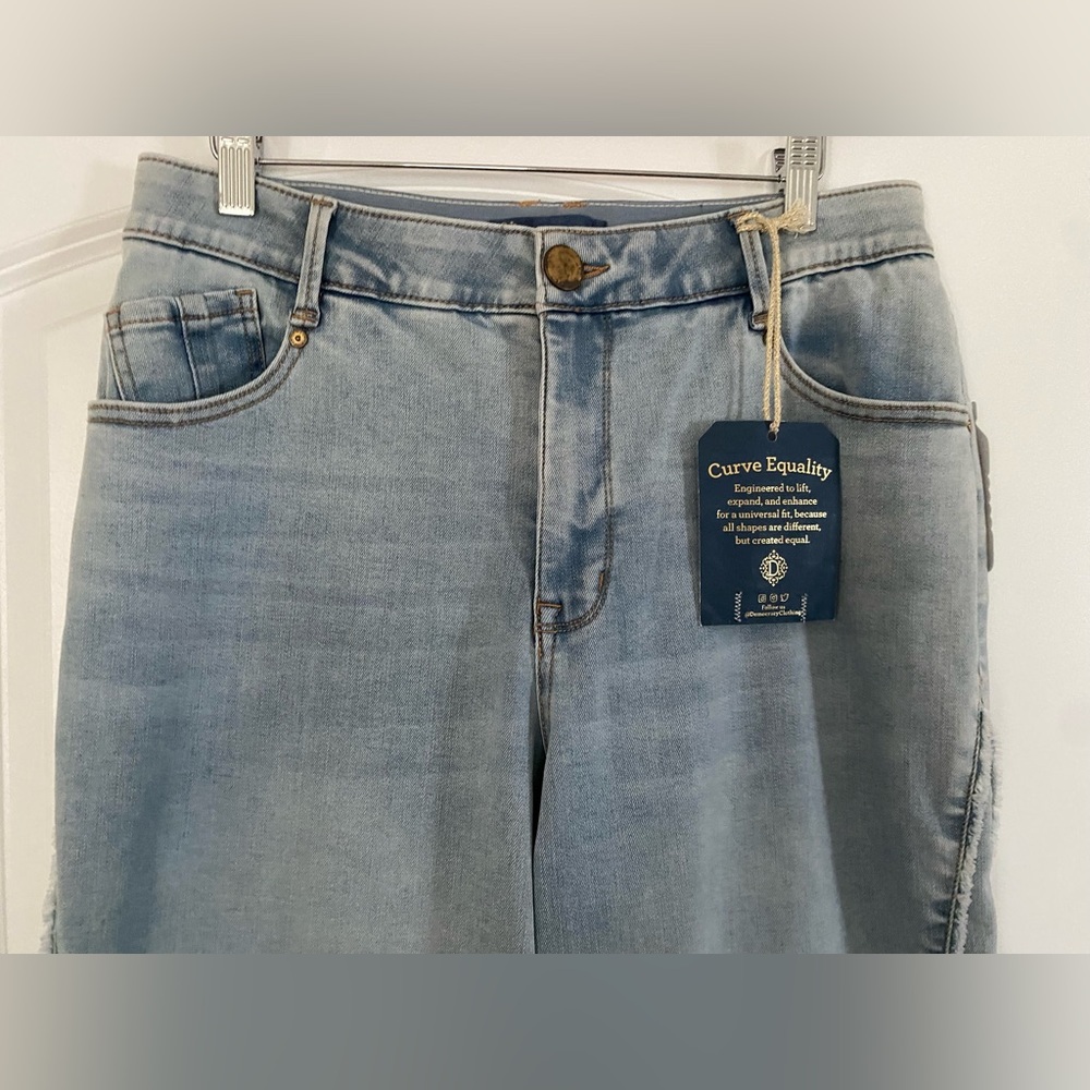 Democracy// Absolution Skyrise Wide Leg Jeans With Released Hem - Picture 4 of 7